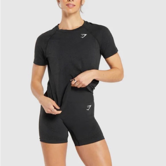 Gymshark top - Picture 1 of 6